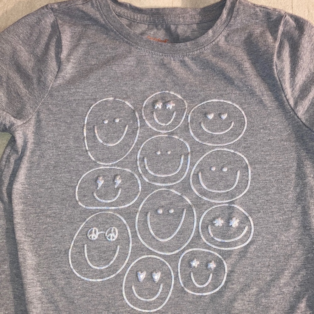 Cat & Jack Youth Smile Face size M‎